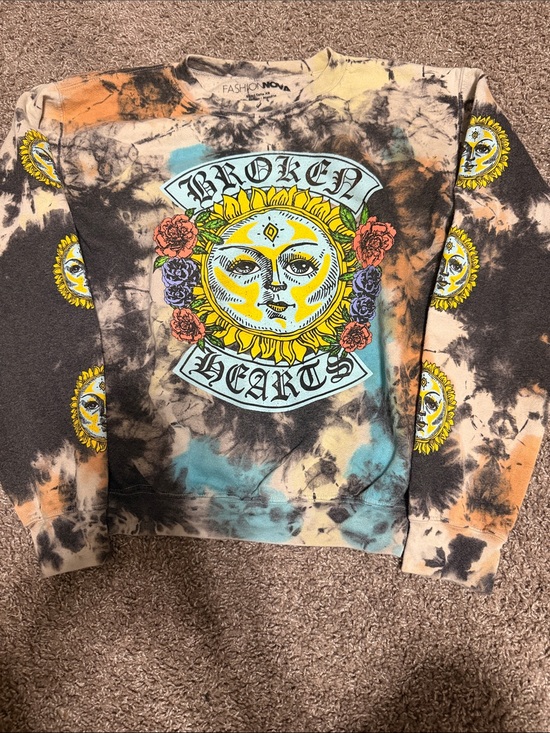 Fashion Nova Sweaters - Fashion Nova Tie-Dye 'Broken Hearts' Sun Sweatshirt in Black, Yellow & Teal